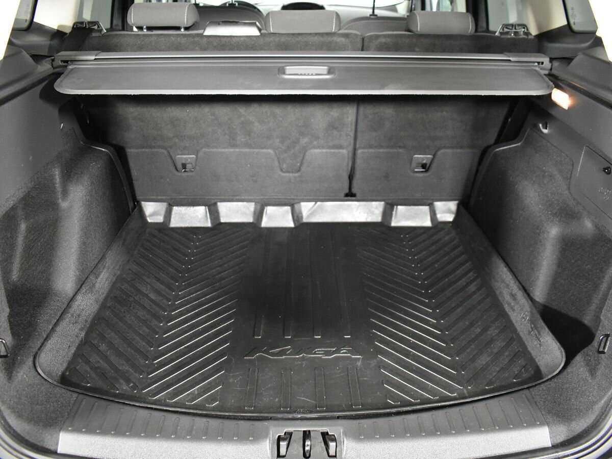 Купить Ford Kuga с пробегом. Фото: #16