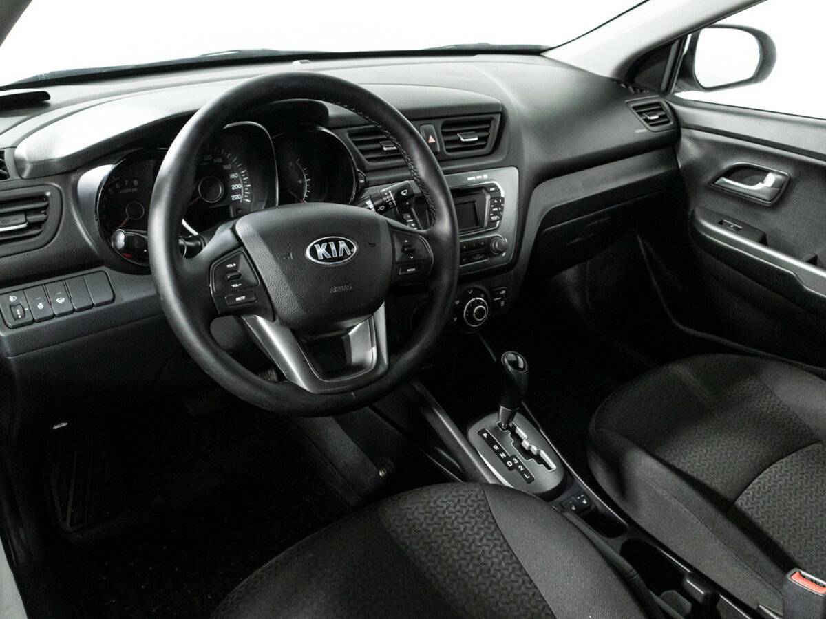 Купить Kia Rio с пробегом. Фото: #10