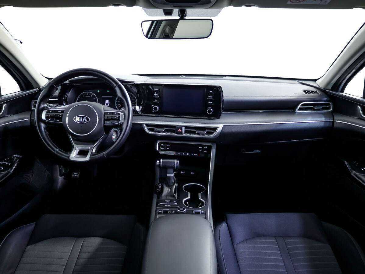 Купить Kia K5 с пробегом. Фото: #8