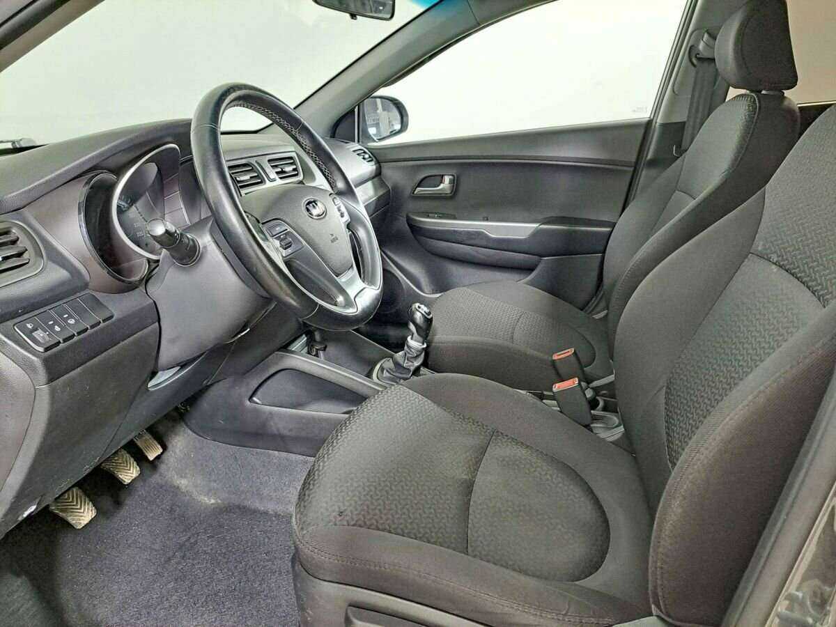 Купить Kia Rio с пробегом. Фото: #15
