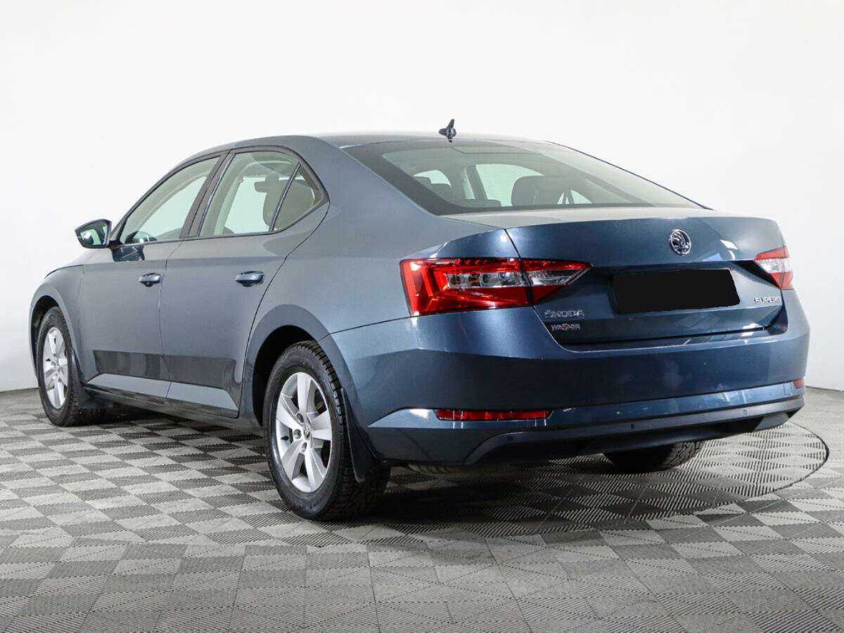 Купить Skoda Superb с пробегом. Фото: #5