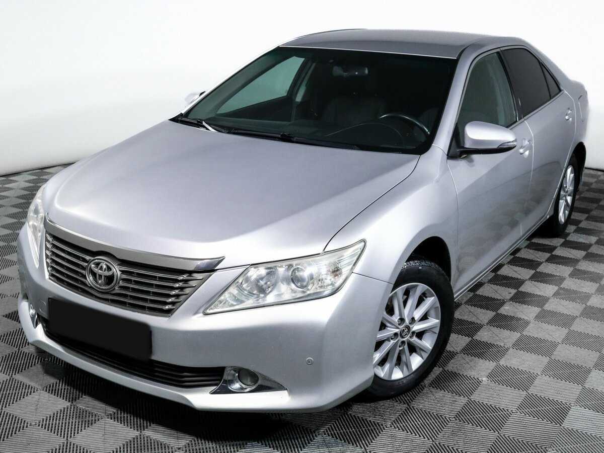 Купить Toyota Camry с пробегом. Фото: #14