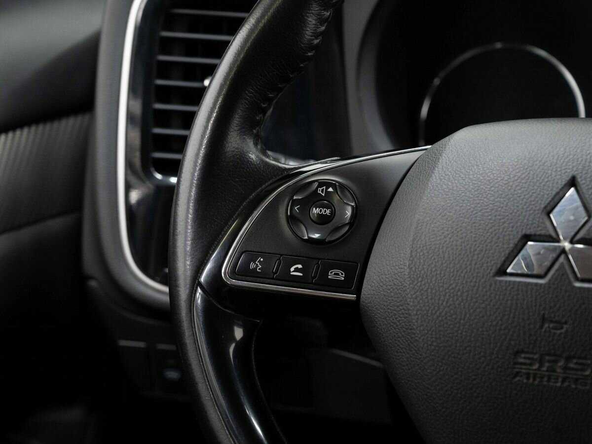 Купить Mitsubishi Outlander с пробегом. Фото: #16