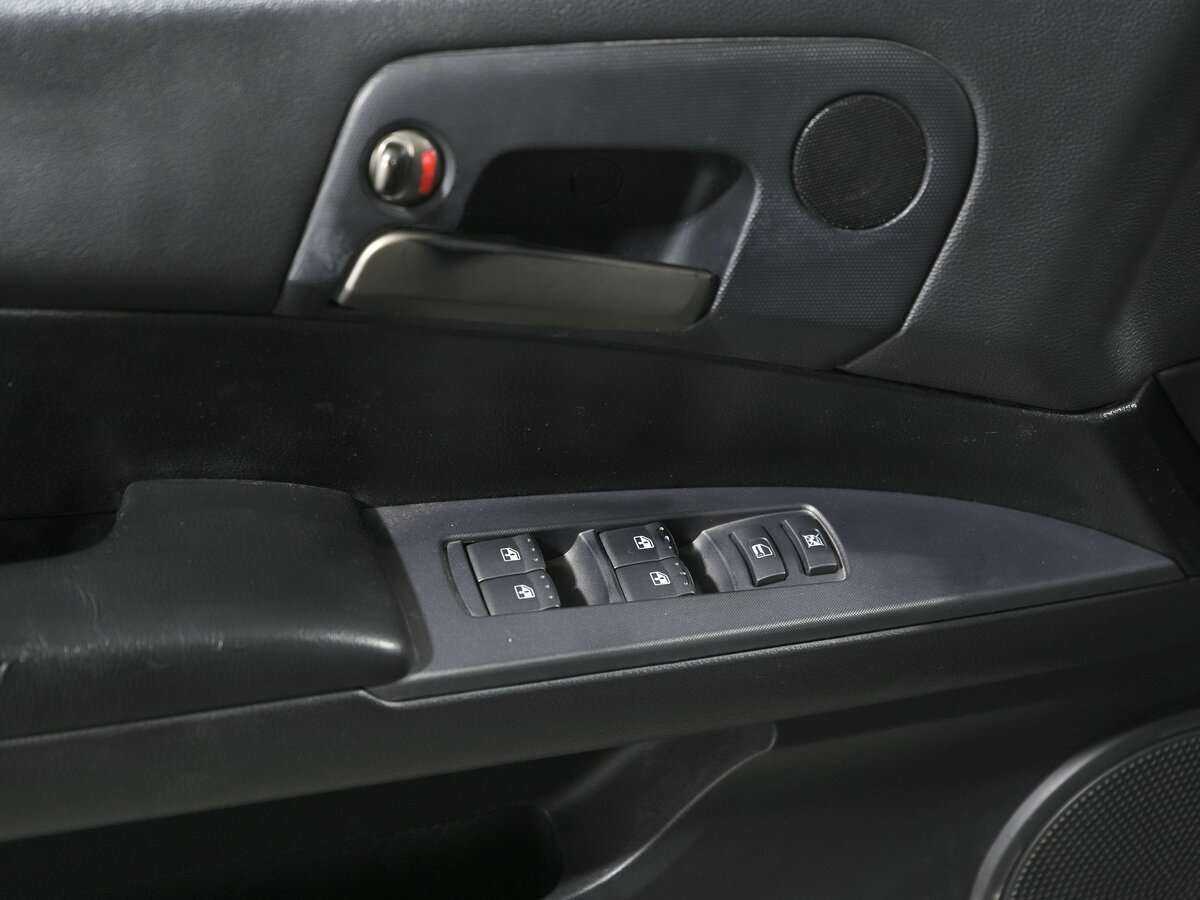 Купить SsangYong Kyron с пробегом. Фото: #12