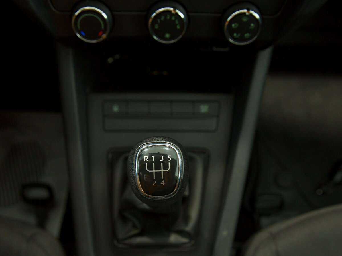 Купить Skoda Octavia с пробегом. Фото: #10