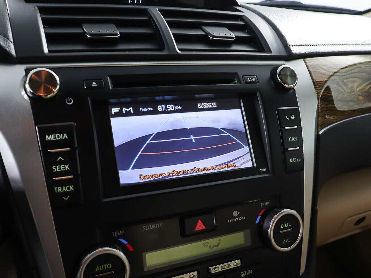 Купить Toyota Camry с пробегом. Фото: #19