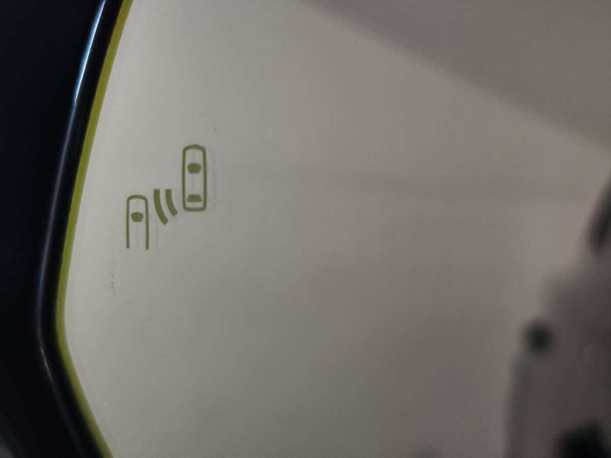 Купить Toyota RAV4 с пробегом. Фото: #24