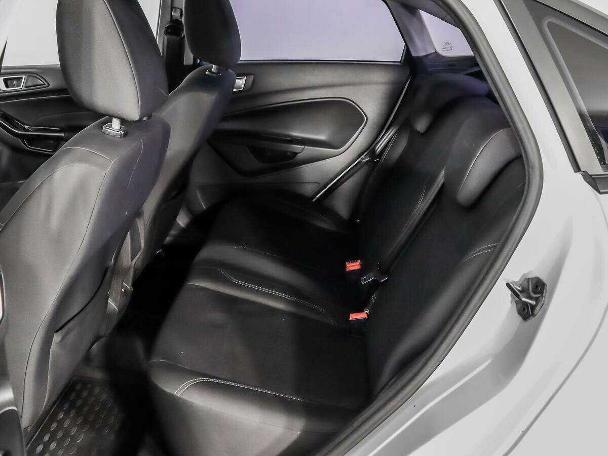 Купить Ford Fiesta с пробегом. Фото: #8