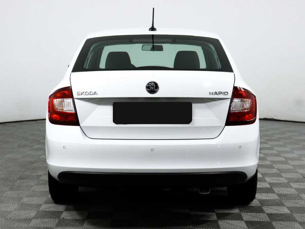 Купить Skoda Rapid с пробегом. Фото: #5