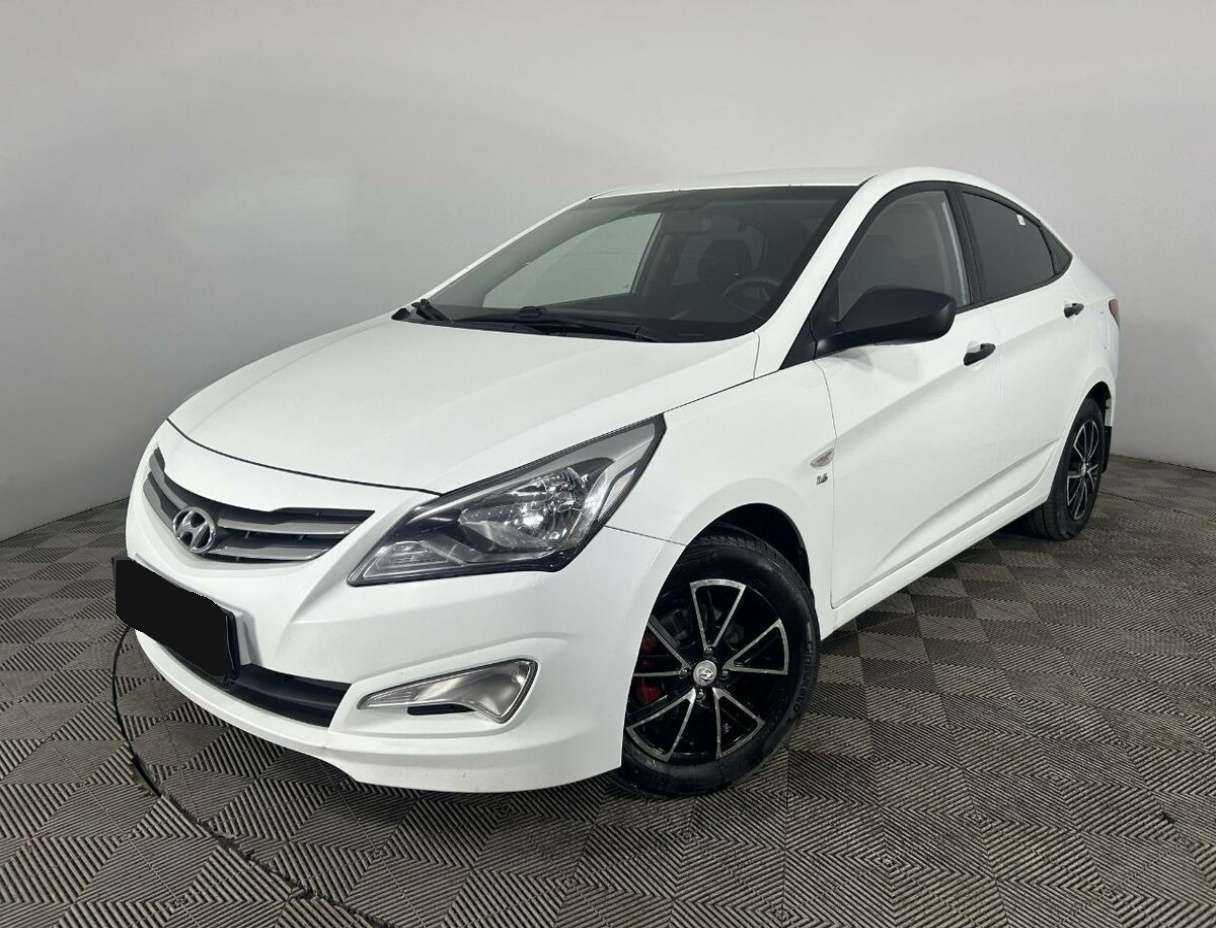 Купить Hyundai Solaris с пробегом. Фото: #0