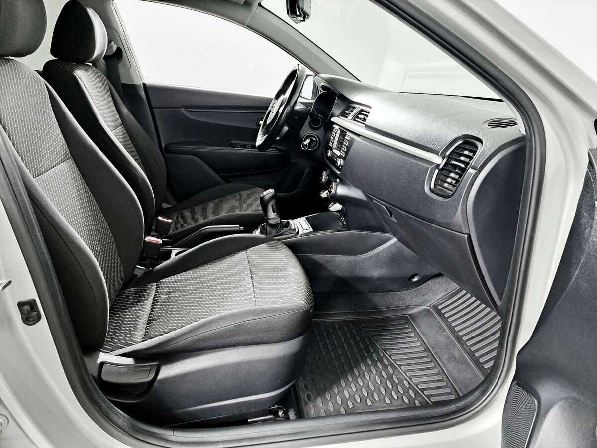 Купить Kia Rio с пробегом. Фото: #8