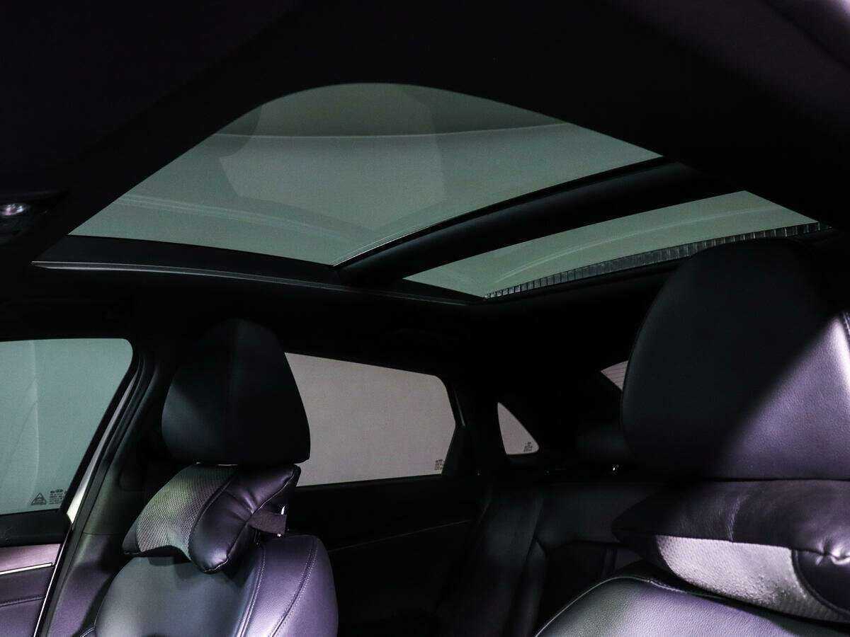 Купить Kia K5 с пробегом. Фото: #13