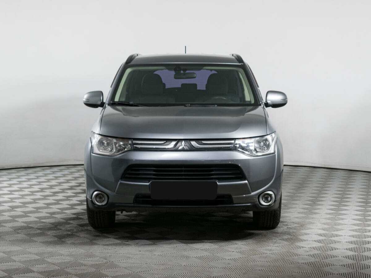 Купить Mitsubishi Outlander с пробегом. Фото: #1