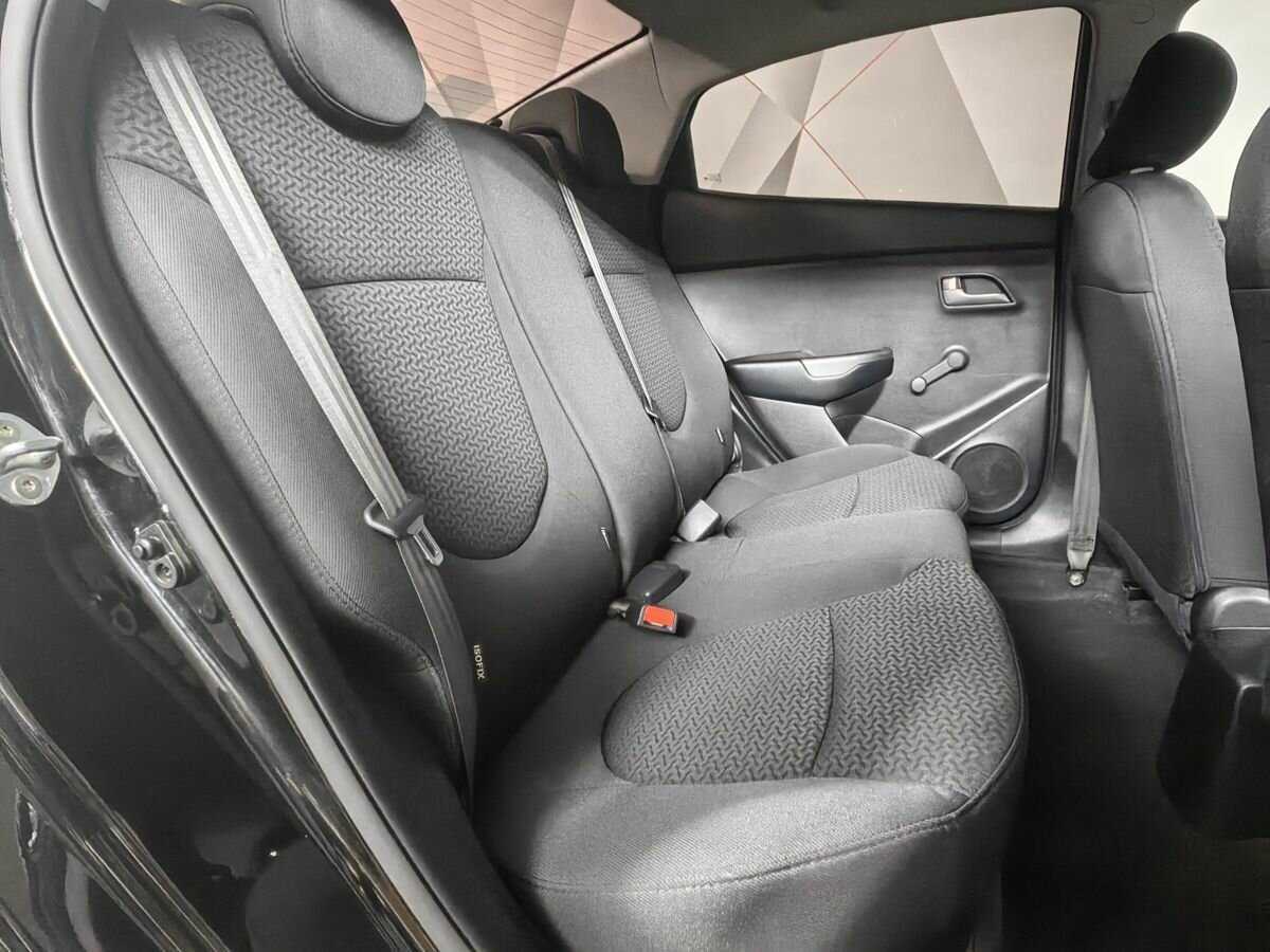 Купить Kia Rio с пробегом. Фото: #11