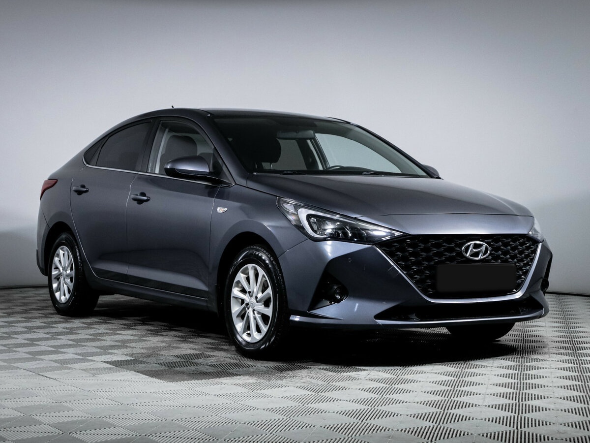 Купить Hyundai Solaris с пробегом. Фото: #2