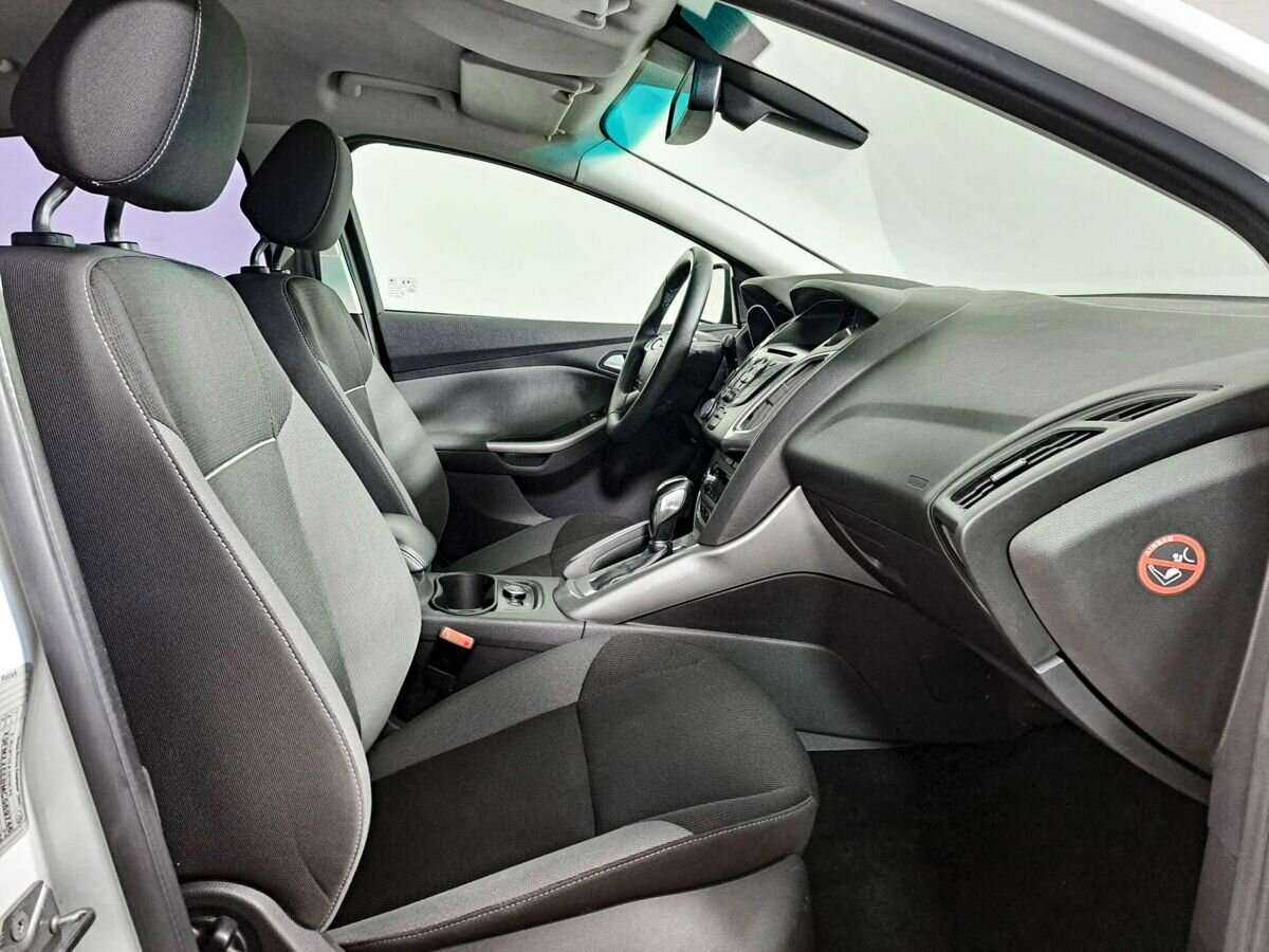 Купить Ford Focus с пробегом. Фото: #10