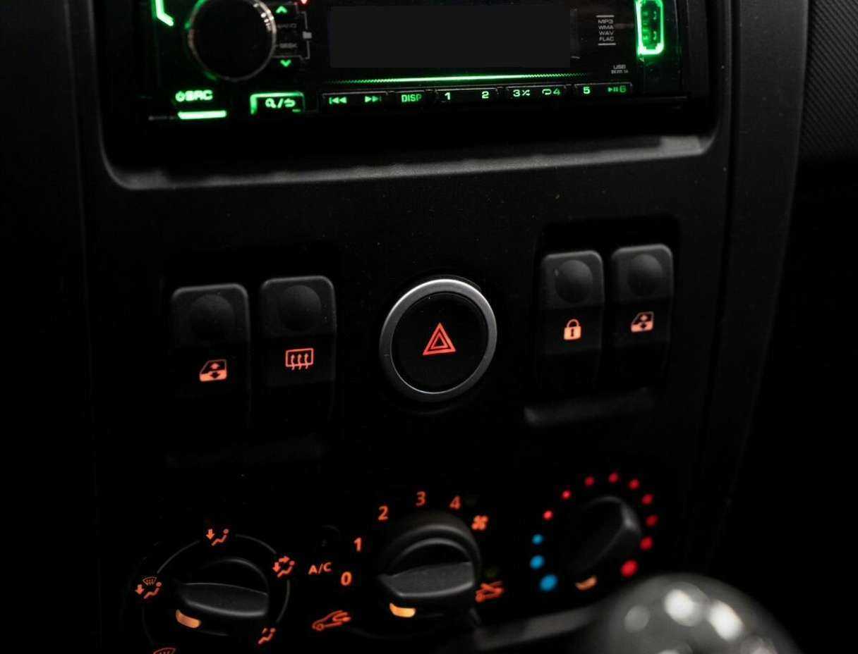 Купить Lada (ВАЗ) Largus с пробегом. Фото: #13