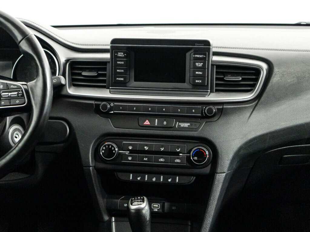 Купить Kia Ceed с пробегом. Фото: #13