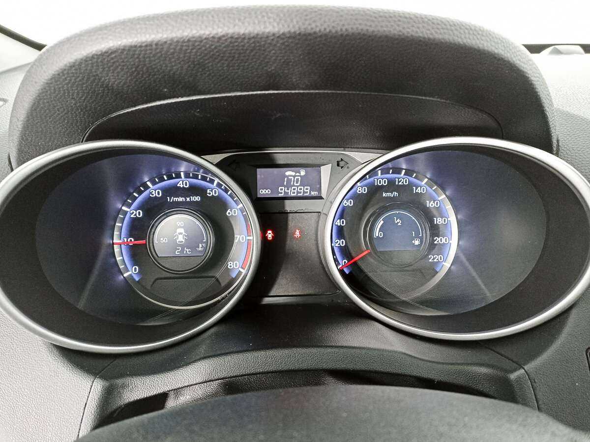 Купить Hyundai ix35 с пробегом. Фото: #10
