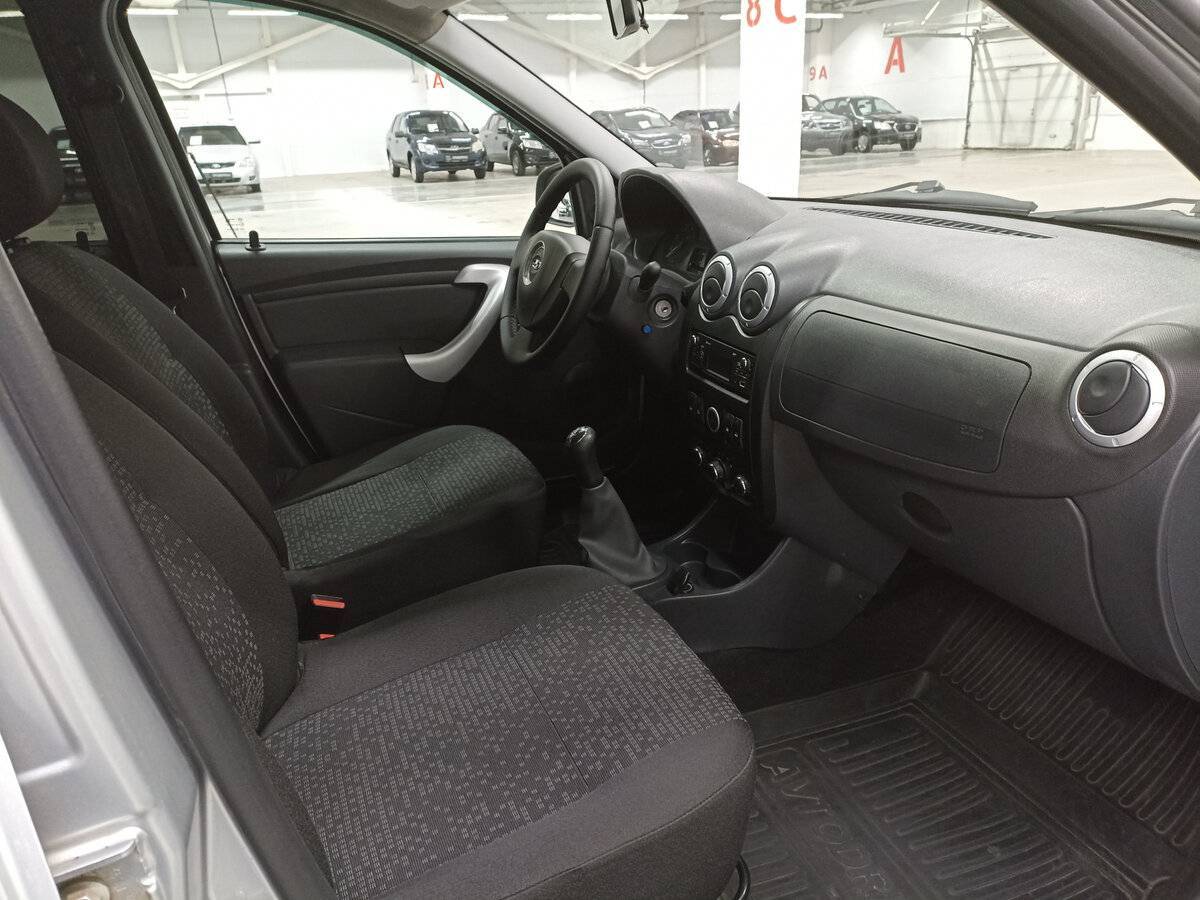 Купить Lada (ВАЗ) Largus с пробегом. Фото: #10