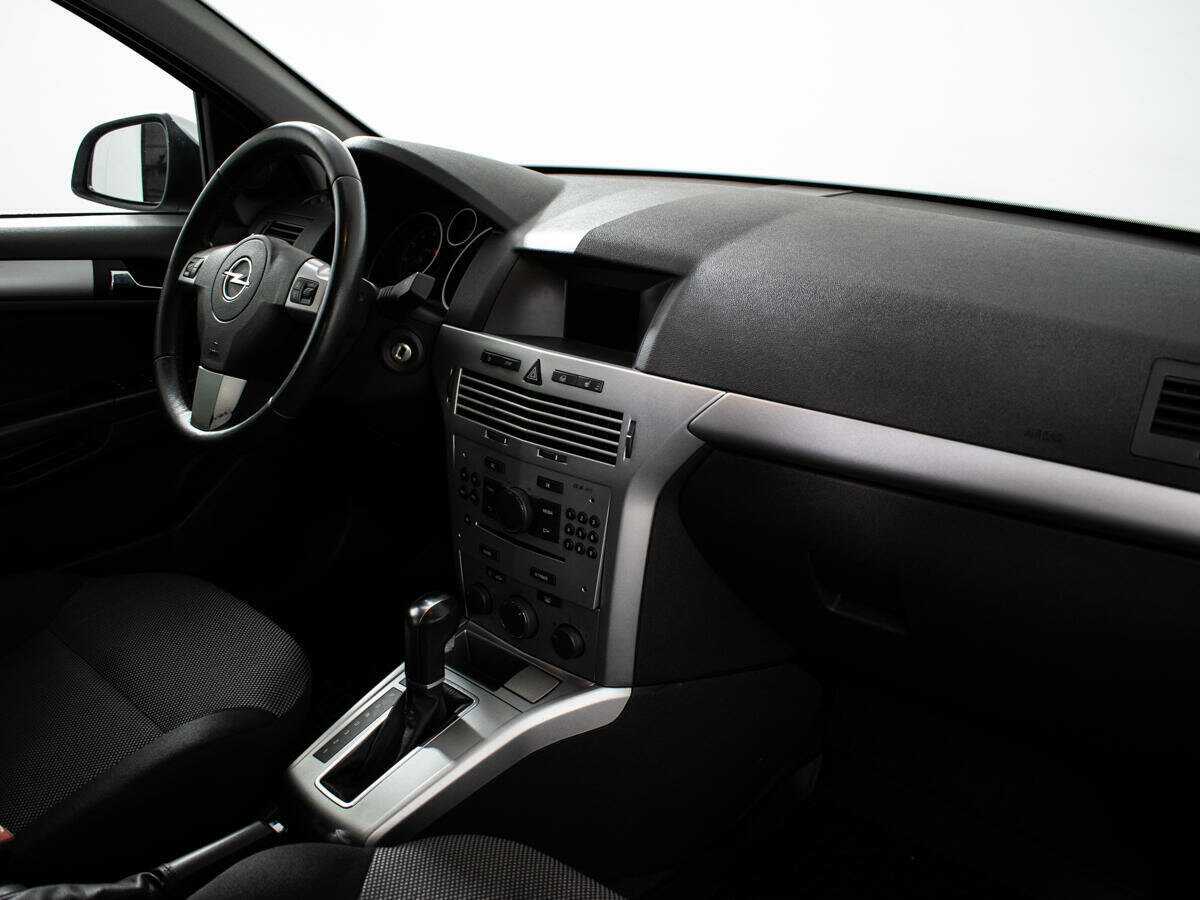 Купить Opel Astra с пробегом. Фото: #8