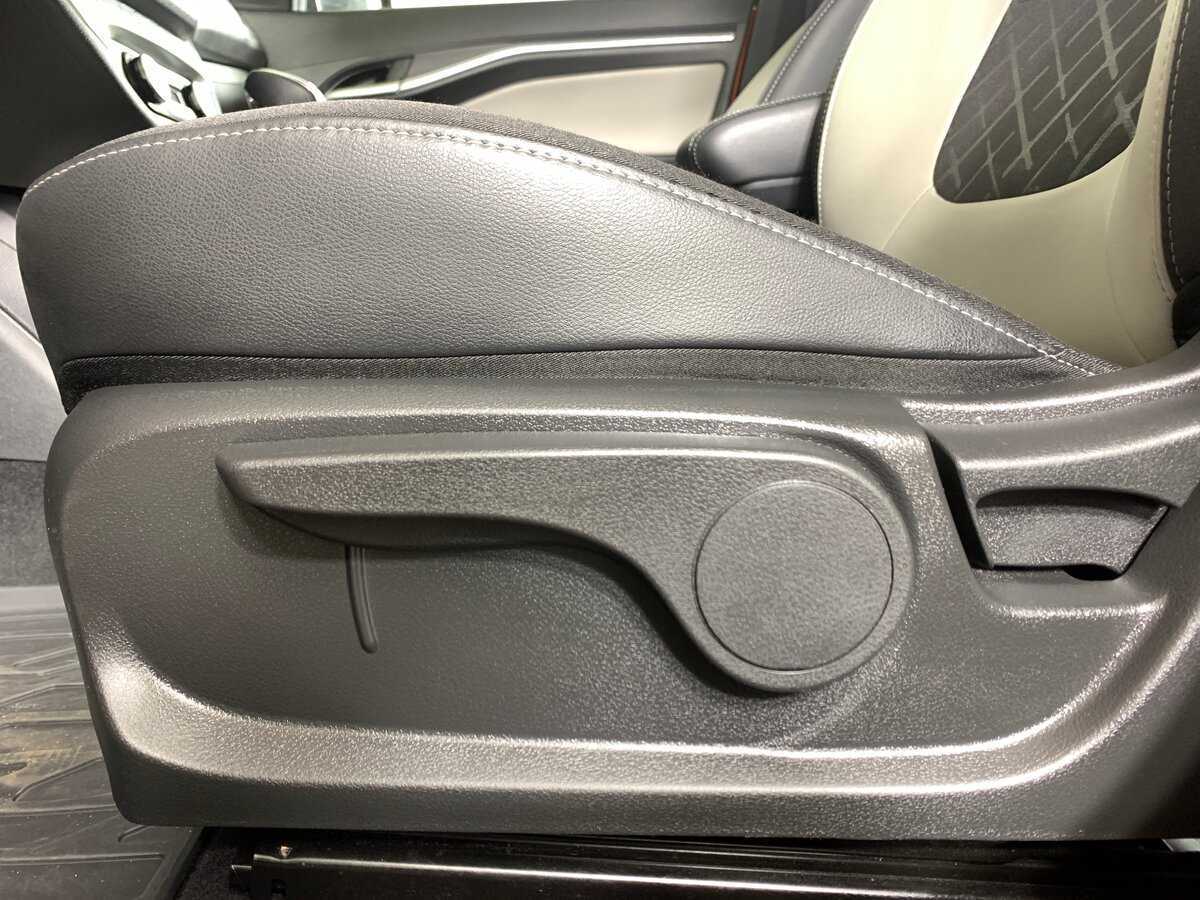 Купить Lada (ВАЗ) Vesta с пробегом. Фото: #16