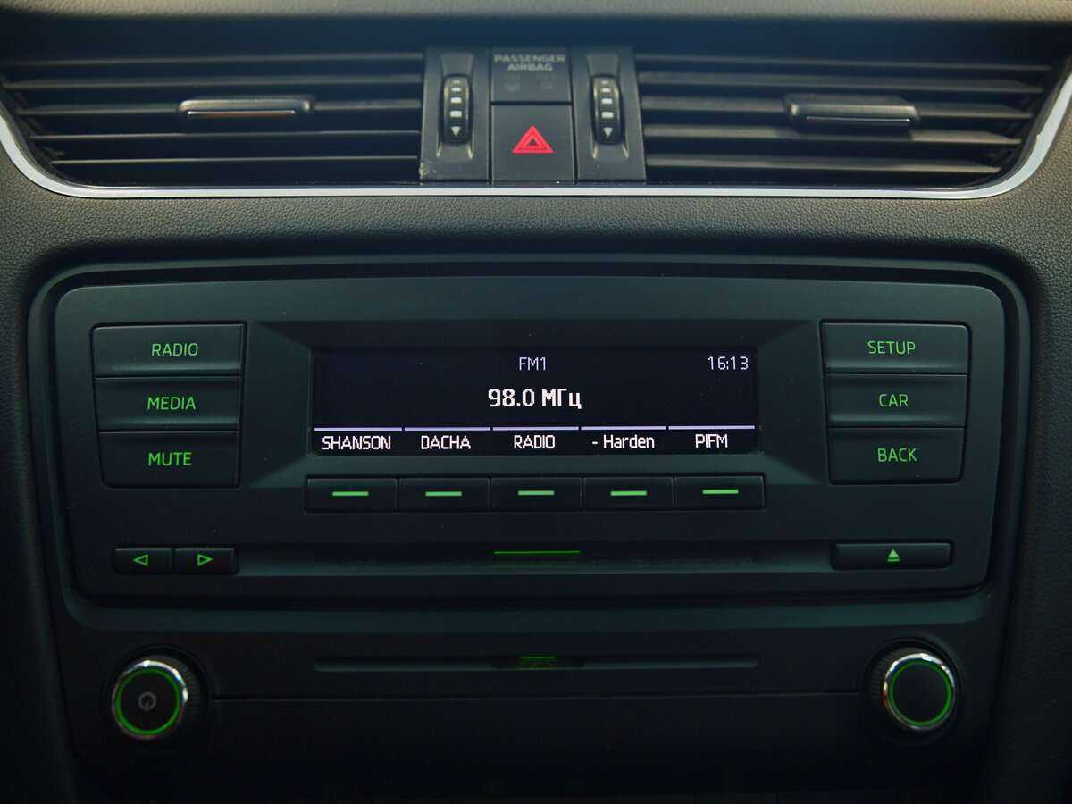 Купить Skoda Octavia с пробегом. Фото: #10