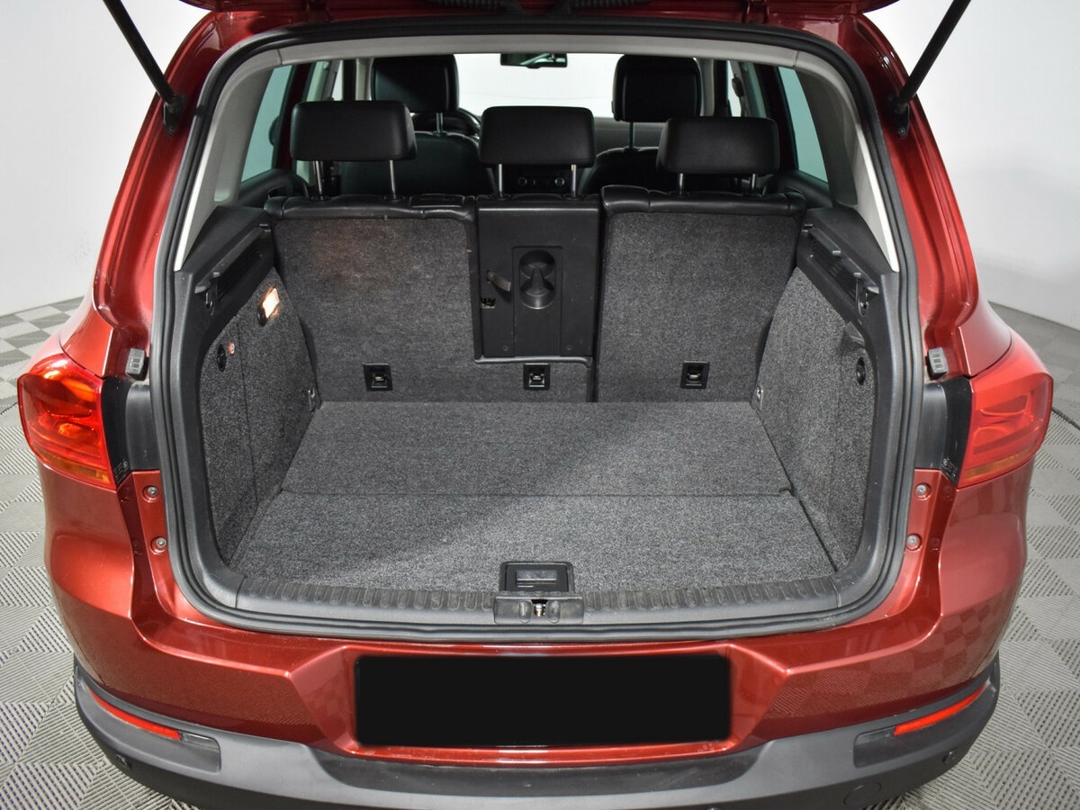 Купить Volkswagen Tiguan с пробегом. Фото: #17