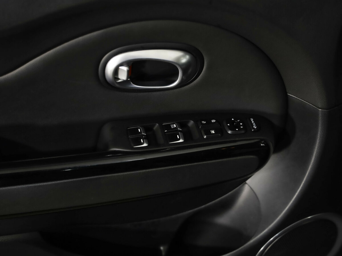 Купить Kia Soul с пробегом. Фото: #21
