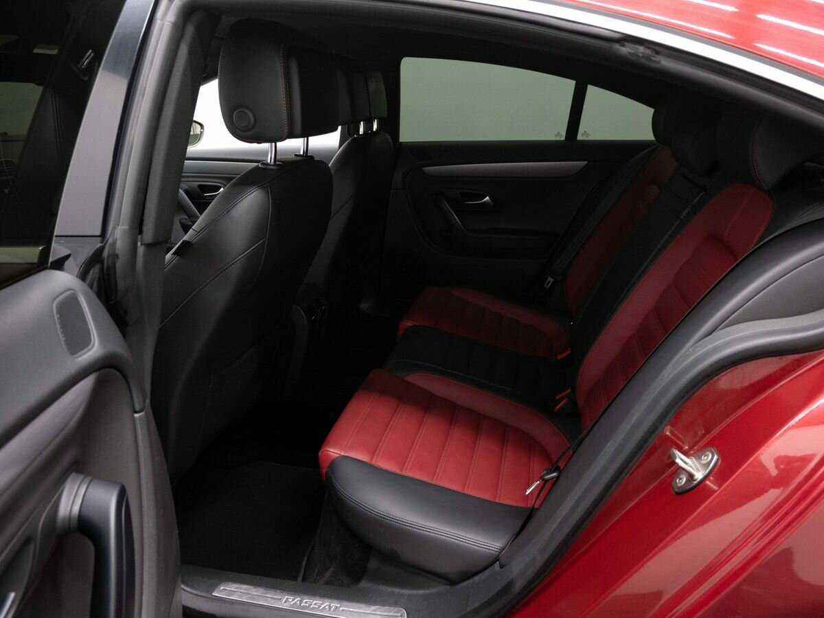 Купить Volkswagen Passat CC с пробегом. Фото: #9