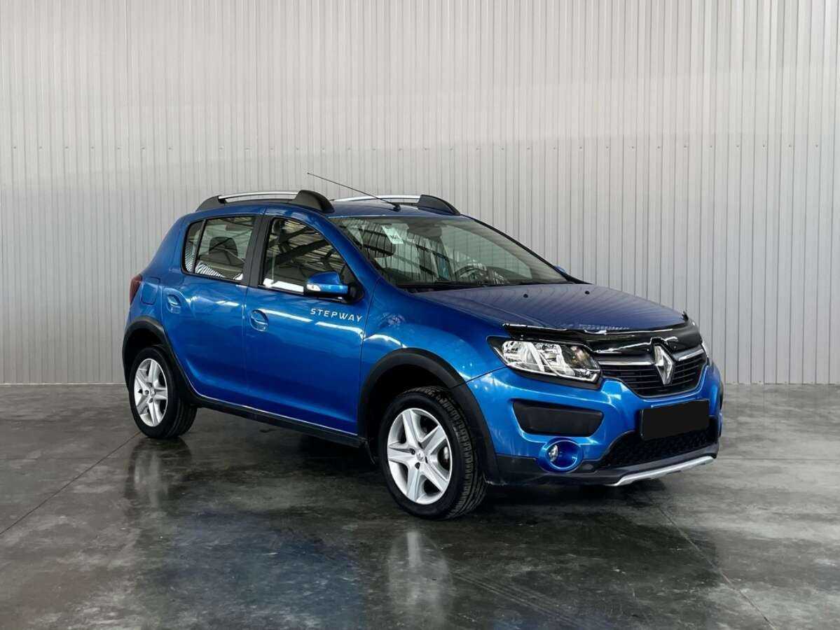 Купить Renault Sandero с пробегом. Фото: #2