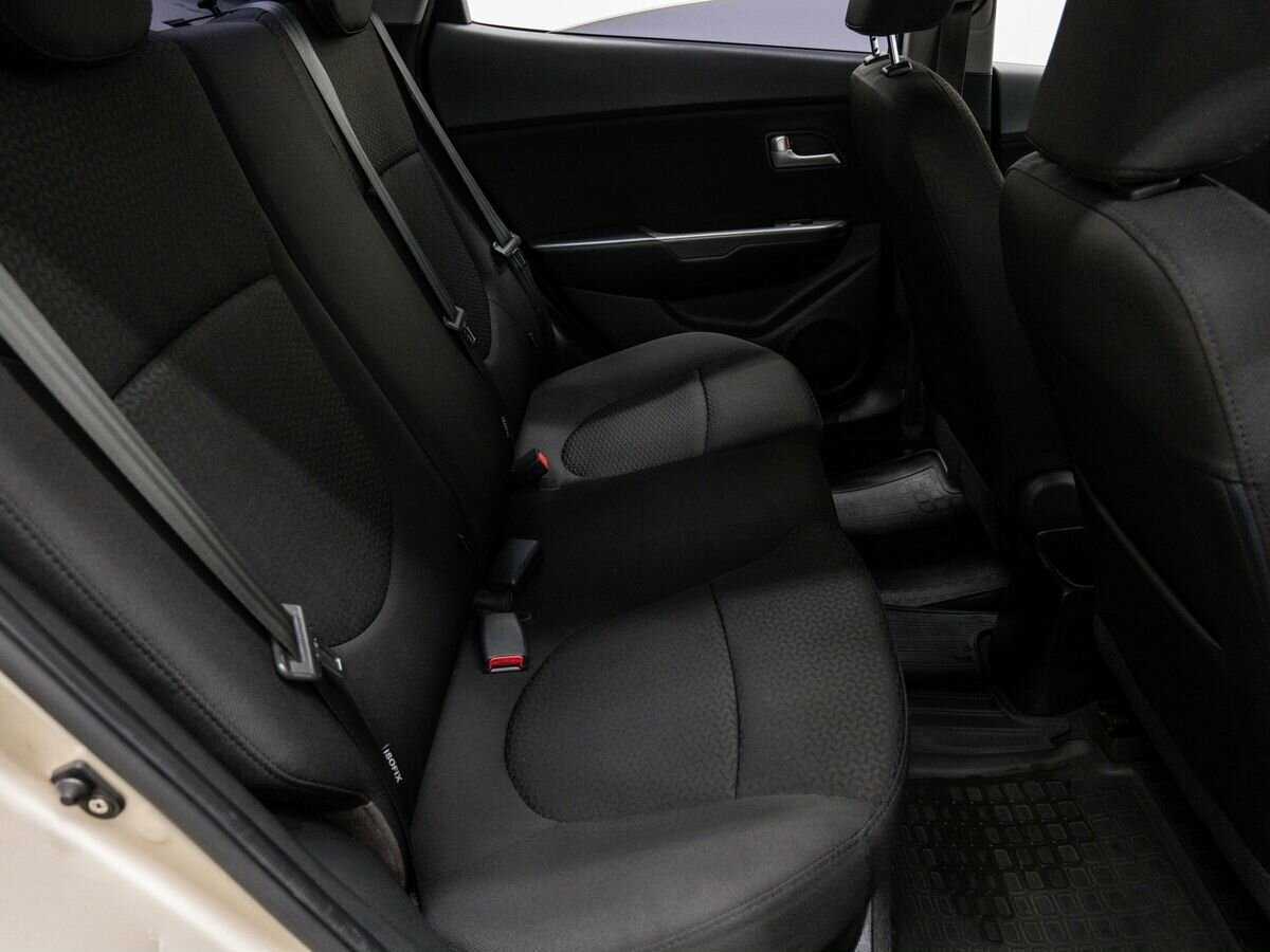 Купить Kia Rio с пробегом. Фото: #8