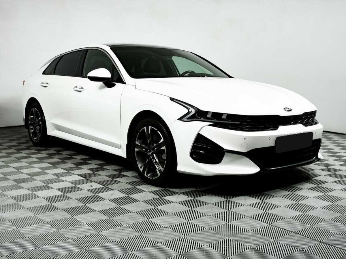 Купить Kia K5 с пробегом. Фото: #2