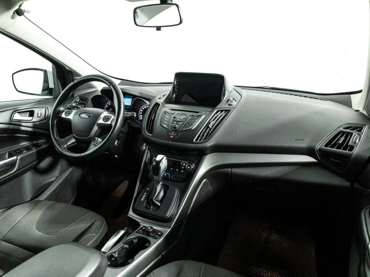 Купить Ford Kuga с пробегом. Фото: #8