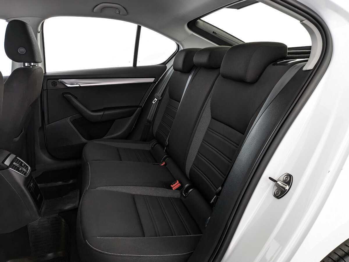 Купить Skoda Octavia с пробегом. Фото: #17