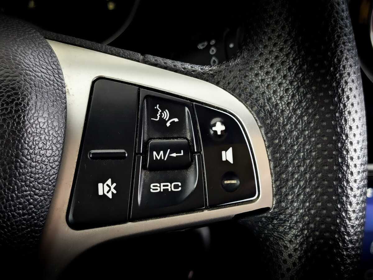 Купить Lada (ВАЗ) Largus с пробегом. Фото: #25