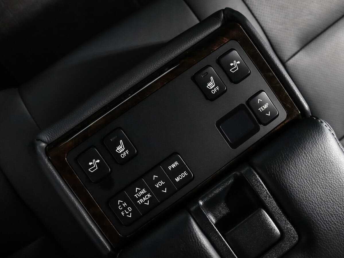 Купить Toyota Camry с пробегом. Фото: #14