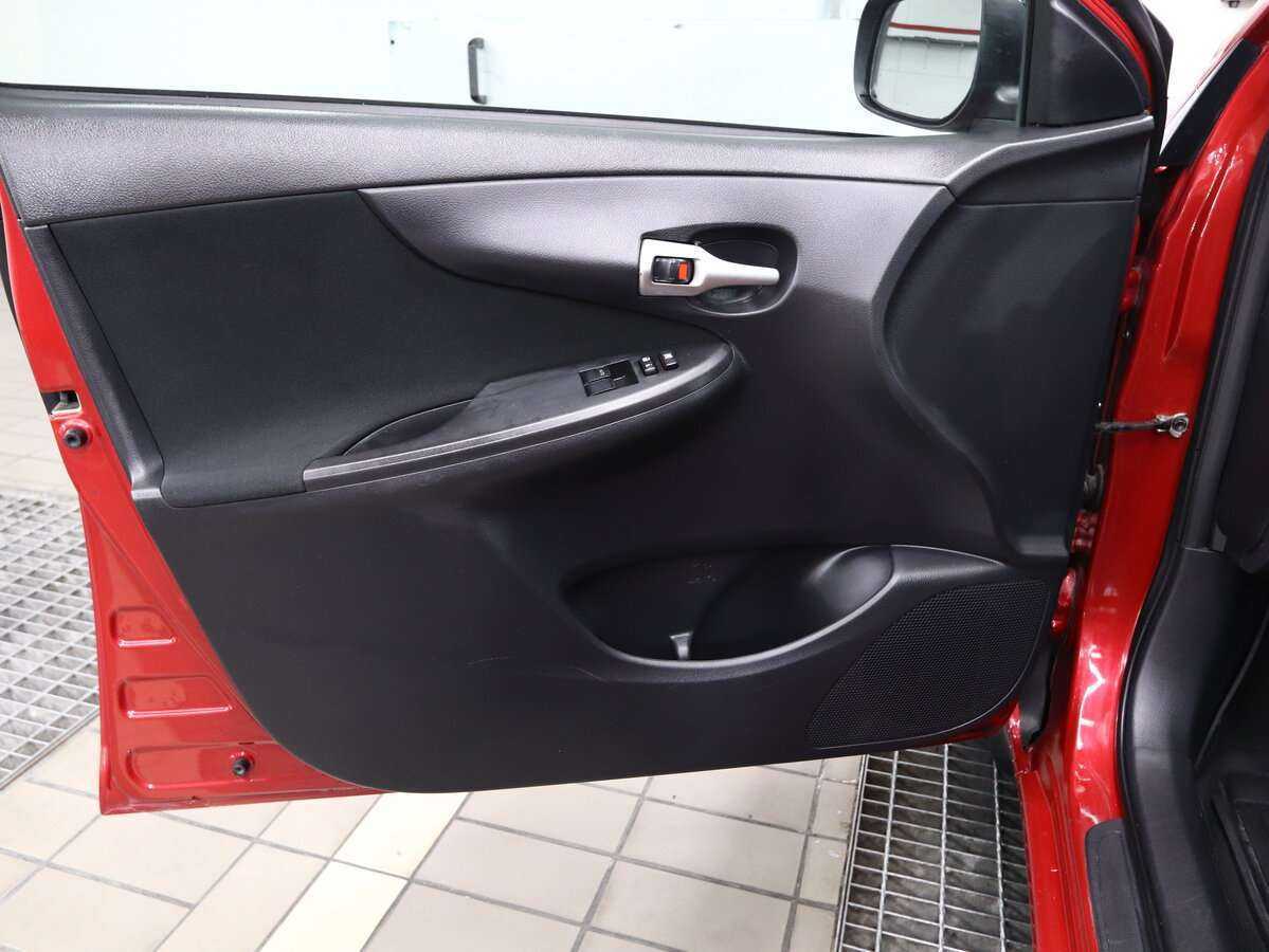 Купить Toyota Corolla с пробегом. Фото: #5