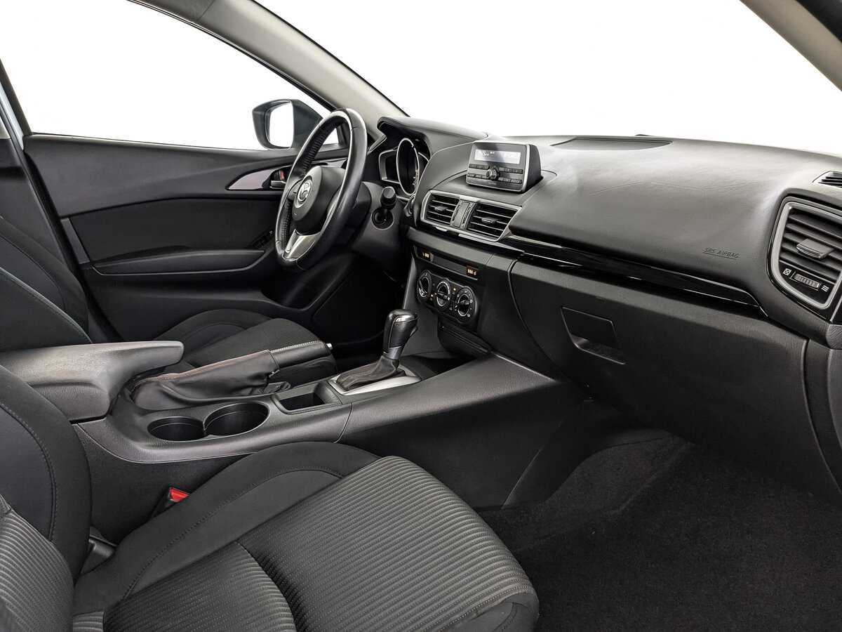 Купить Mazda 3 с пробегом. Фото: #12