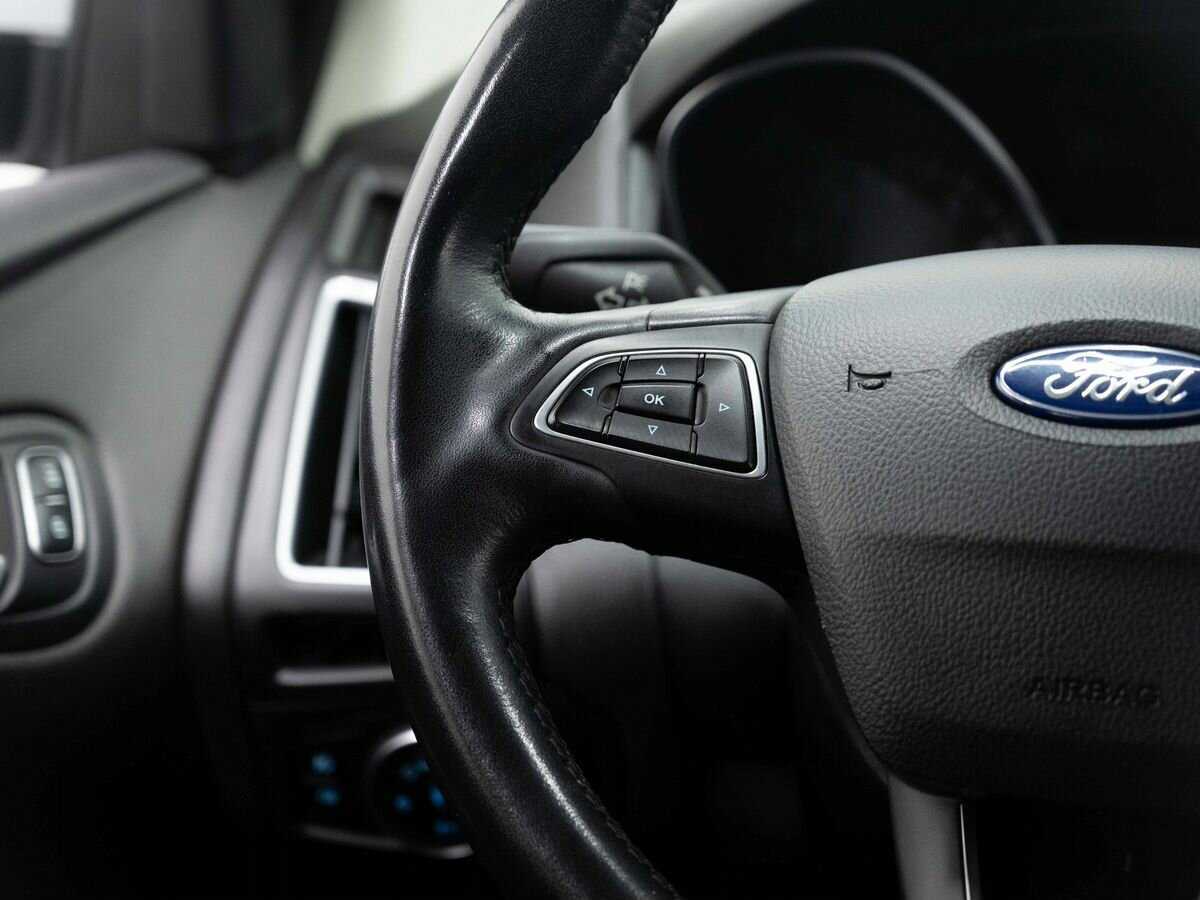 Купить Ford Focus с пробегом. Фото: #14