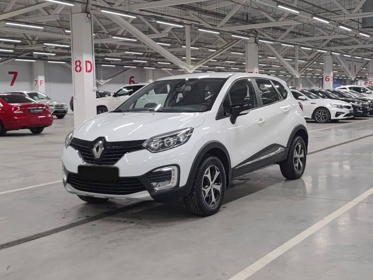 Купить Renault Kaptur с пробегом. Посмотреть фото