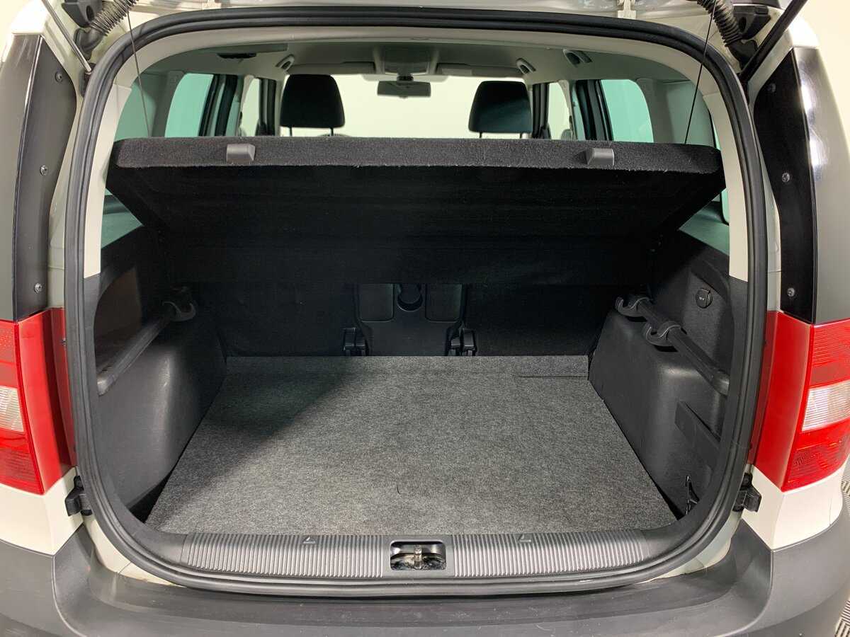 Купить Skoda Yeti с пробегом. Фото: #19
