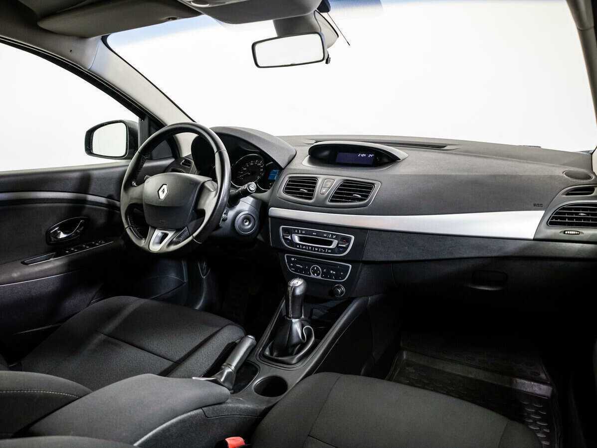 Купить Renault Megane с пробегом. Фото: #8