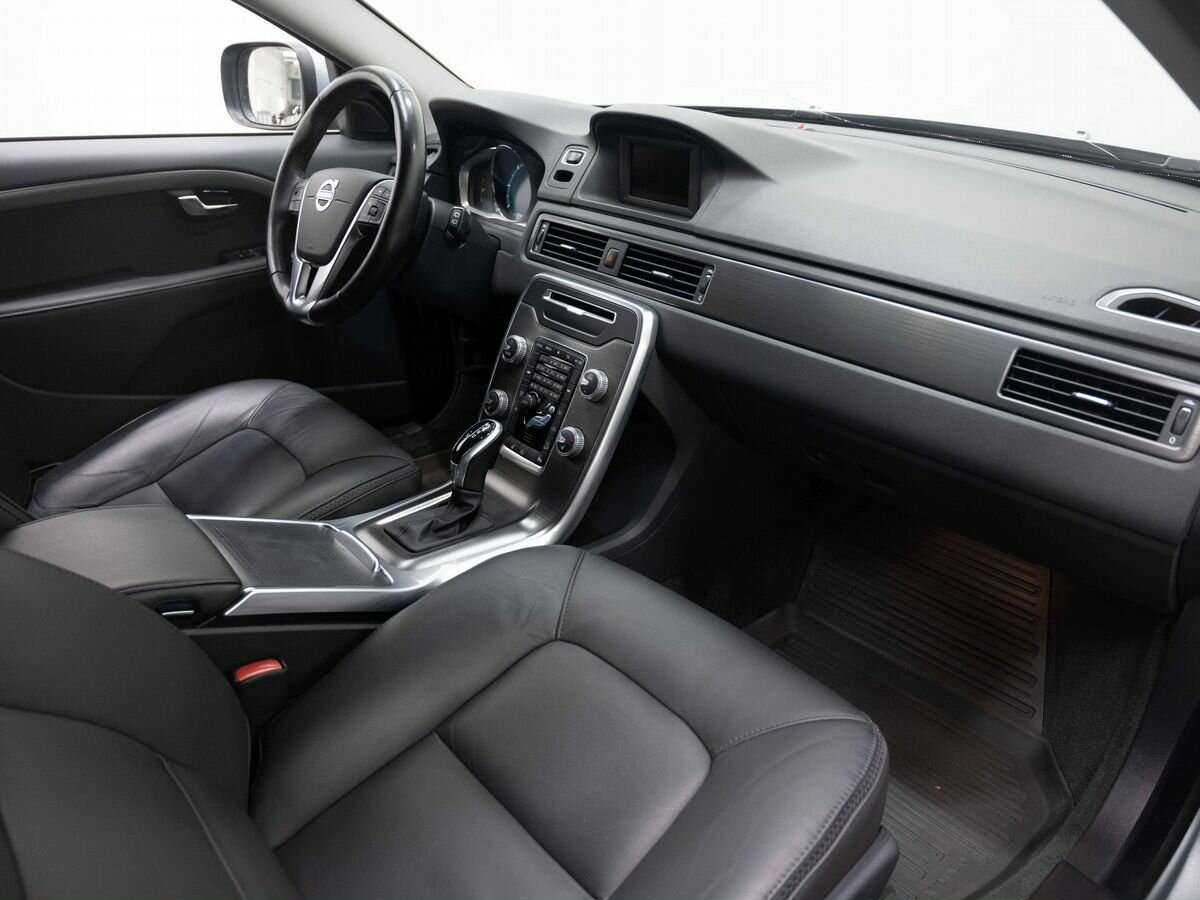 Купить Volvo XC70 с пробегом. Фото: #7