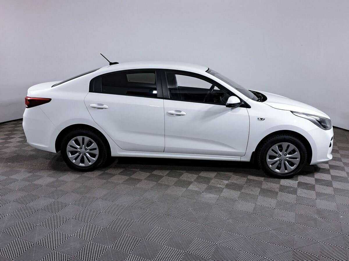 Купить Kia Rio с пробегом. Фото: #3
