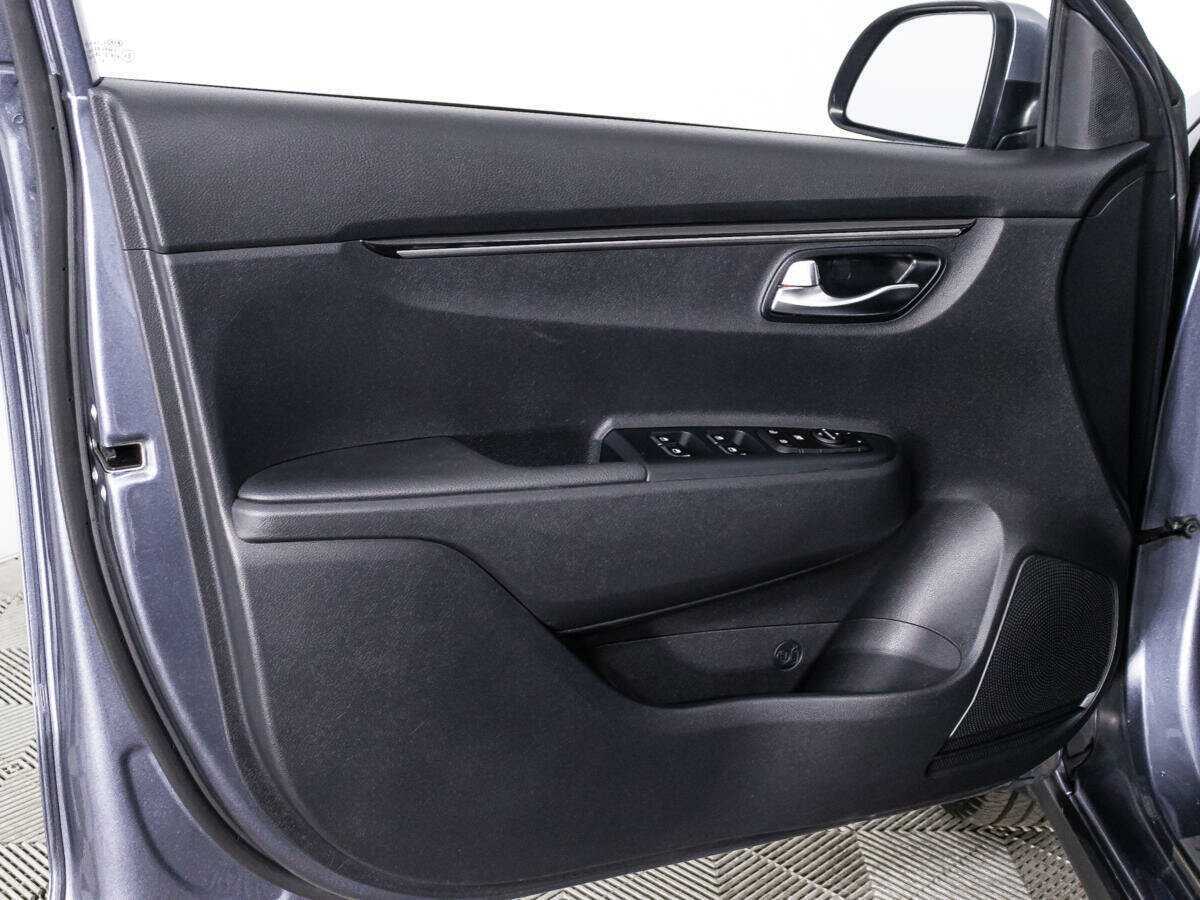 Купить Kia Rio с пробегом. Фото: #23