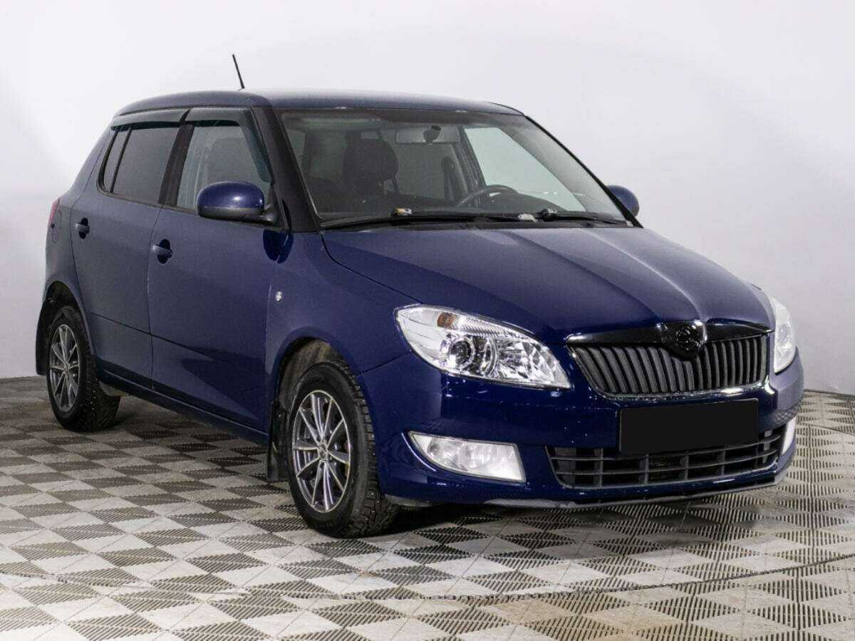 Купить Skoda Fabia с пробегом. Фото: #2