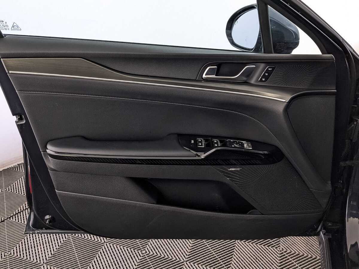 Купить Kia K5 с пробегом. Фото: #18