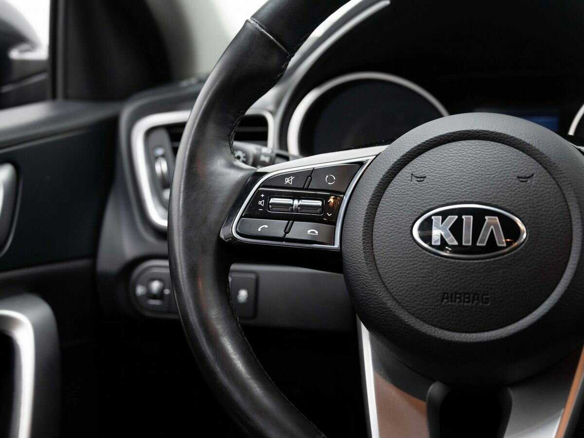 Купить Kia Ceed с пробегом. Фото: #14