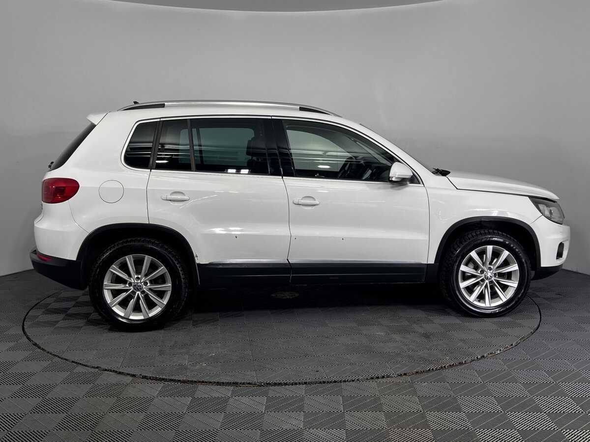 Купить Volkswagen Tiguan с пробегом. Фото: #3